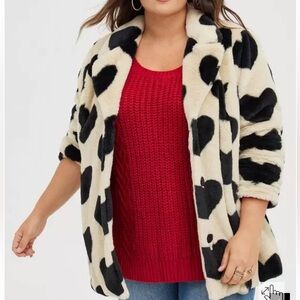 Torrid Size 2X Faux Fur Coat Heart Super Soft Lined Cream Black Romantic Love